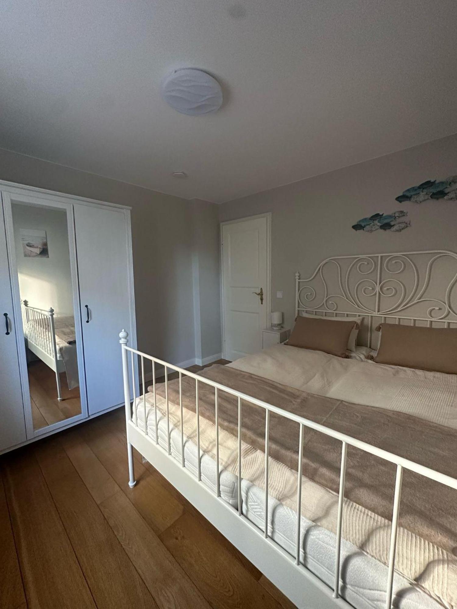 Ferienhaus-Strandallee95-Direkt-Am-Strand ティメンドルファー・シュトラント エクステリア 写真